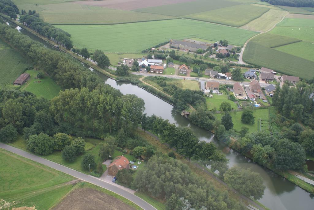 B&B De Passerel Bree Exteriér fotografie